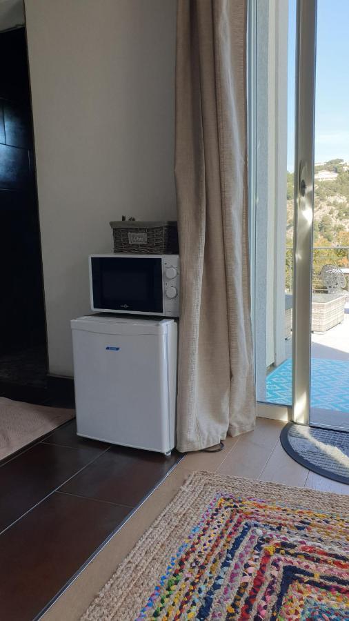 Les Terrasses Des Anthenors Acomodação com café da manhã Ensues-la-Redonne Exterior foto